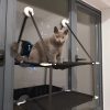 hamaca-doble-para-gato-negro-ventana