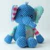 peluche-chirriante-elefante-para-perro-sentado