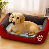 Cama-rojo-Acolchada-con-Estampados-para-Perros