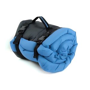 tapete-de-viaje-impermeable-para-perros-azul